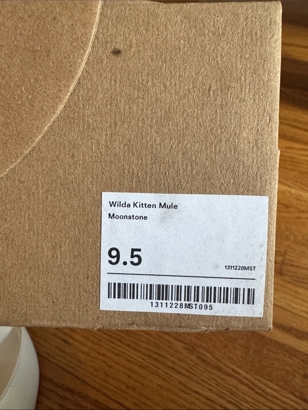Reformation Wilda kitten mule 9.5 - Picture 2 of 4